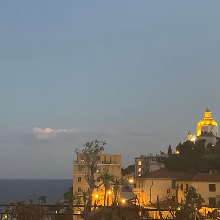 Attico Con Terrazza Apartman *